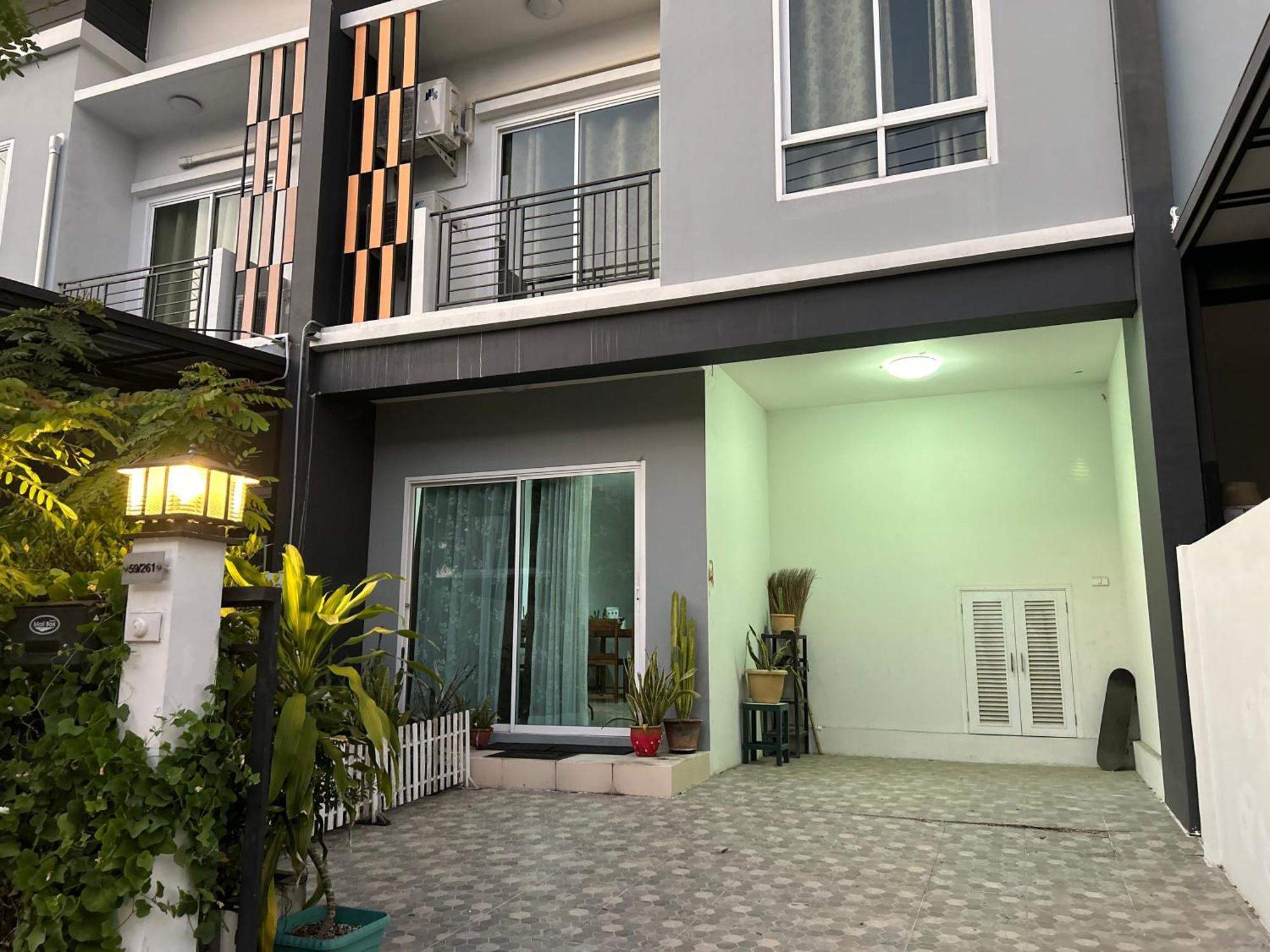 ไนซ์สเตย์ เฮาส์ แอทคลองสาม รังสิต คลองหลวง ปทุมธานี Nice Stay House At Khlong Sam - Rangsit - Khlong Luang - Phathumthani Kültér fotó